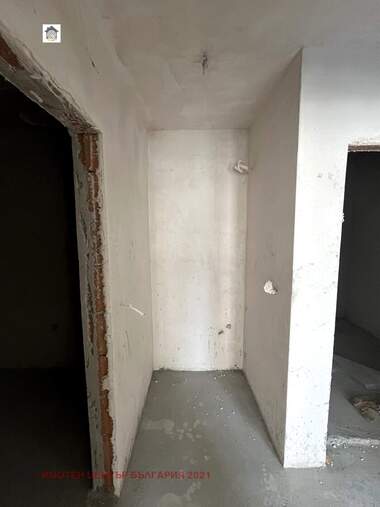 Verkauf - Wohnung in Malinowa Dolina,  Sovia
