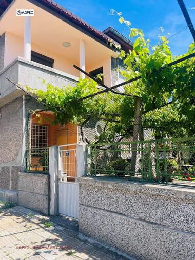 Vânzare - Casă în Lukovit,  Lovece