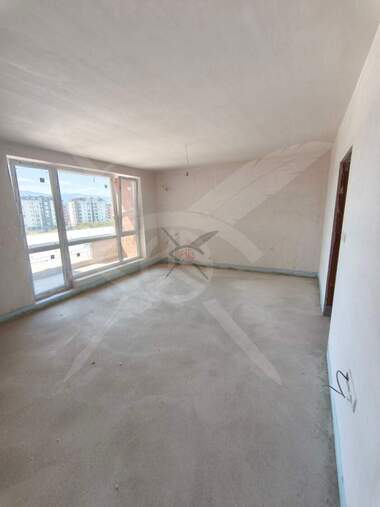 For sale - Apartment in Iujen,  Plovdiv
