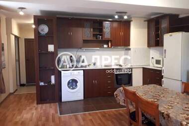 Аренда - Квартира в Колхозен пазар,  Варна