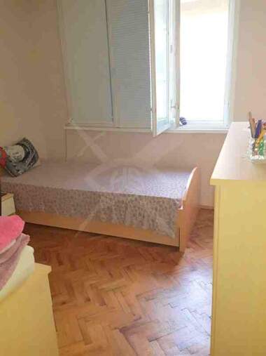 Vânzare - Apartament în Aîtos,  Burgas