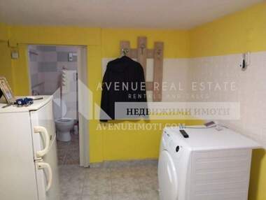 Продажба - Етаж от къща в Пещера,  Пазарджик