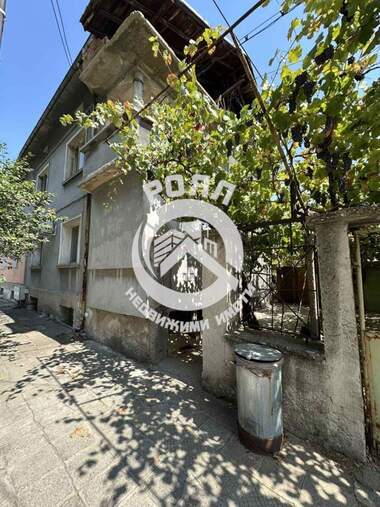 For sale - Floor of a house in Stamboliyski,  Plovdiv