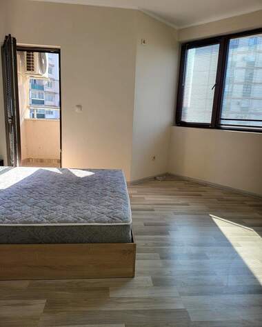 Vânzare - Apartament în Idealen țentăr,  Pazardjik