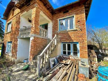 Vânzare - Casă în Vărzulița,  Veliko Tărnovo