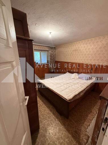 Vânzare - Etaj din casă în Kriceim,  Plovdiv
