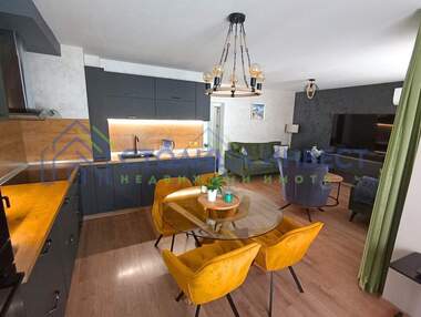 Vânzare - Apartament în Hășove,  Ruse