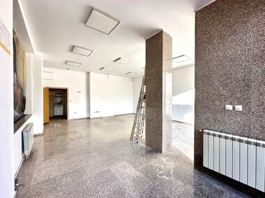 Verkauf - Laden/Büro in Center,  Sovia