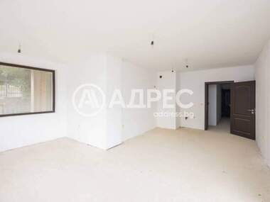 Продажба - Апартамент в Траката,  Варна