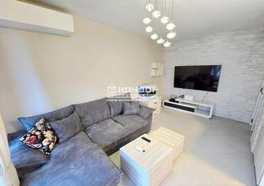 Vânzare - Apartament în Kărșiaka,  Plovdiv