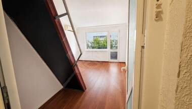 Verkauf - Wohnung in Wazrajdane,  Burgas