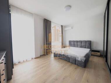Vânzare - Apartament în Văzrajdane 3,  Varna