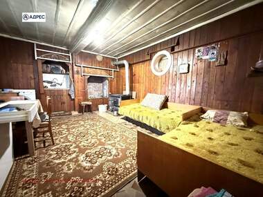 For sale - House in Gostinia,  Lovech