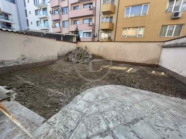 Продажба - Къща в Каменица 2,  Пловдив