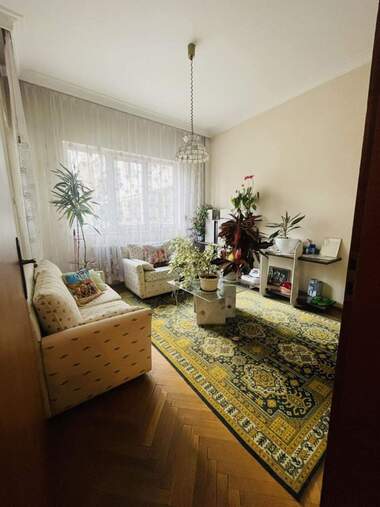 Vânzare - Apartament în Zona B-19,  Sofia