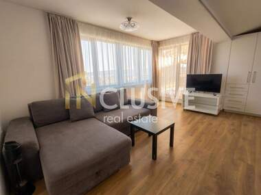 Închiriere - Apartament în Wider Center,  Varna