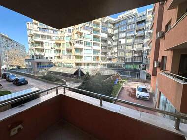 Miete - Wohnung in Lazur,  Burgas