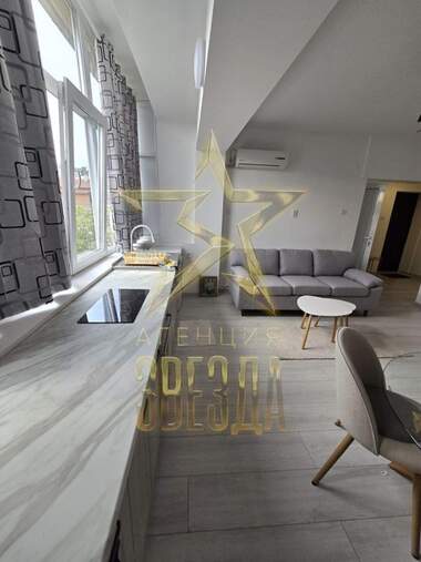 Vânzare - Apartament în Kărșiaka,  Plovdiv