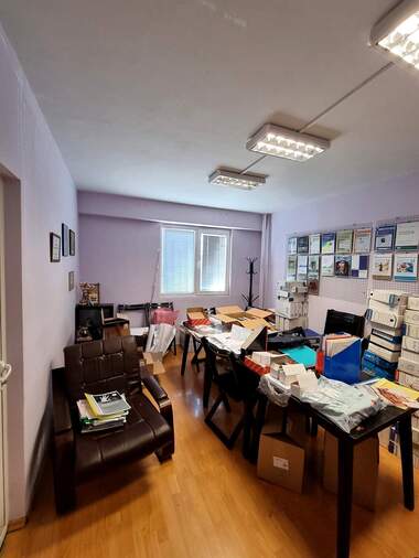Verkauf - Büro/Laden/Zahnarztbüro in Oswobojdenie,  Razgrad
