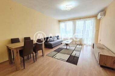 Închiriere - Apartament în Zimno kino Trakia,  Varna