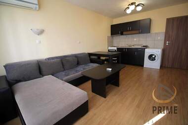 Închiriere - Apartament în Slaveîkov,  Burgas