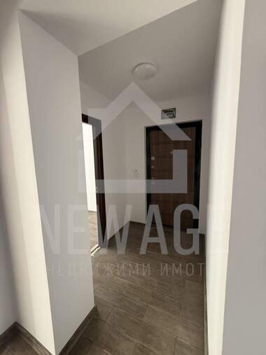 Vânzare - Apartament în Vinița,  Varna