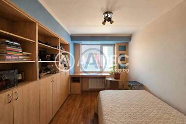 Vânzare - Apartament în Mladost-2,  Sofia
