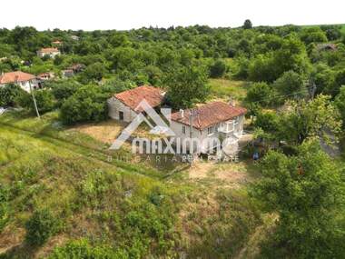 For sale - House in Voditsa,  Varna