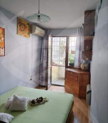 For sale - Apartment in Vazrajdane,  Burgas