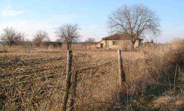 Vânzare - Teren de construcții în Zlatia,  Dobrice
