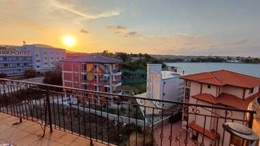 Vânzare - Apartament în Țarevo,  Burgas