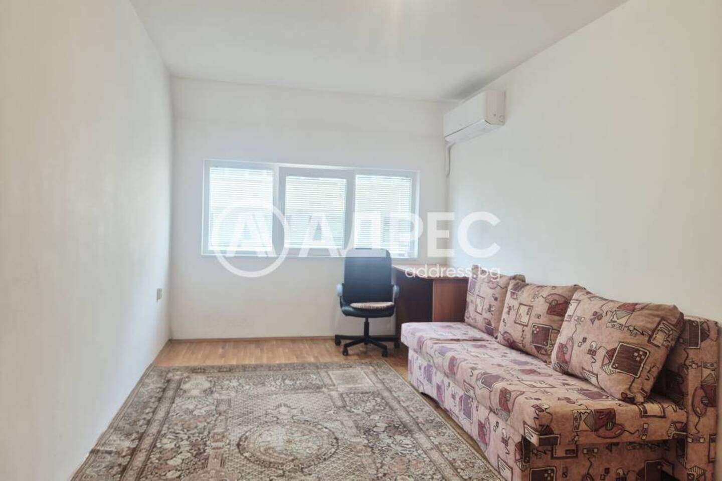 Cu trei camere Apartament în HEI, Varna – fotografia 8