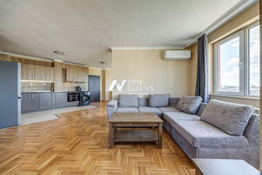 Închiriere - Apartament în Mladost-2,  Sofia