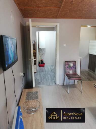 Satış - Ev katı olarak Uçilishtni,  Haskovo
