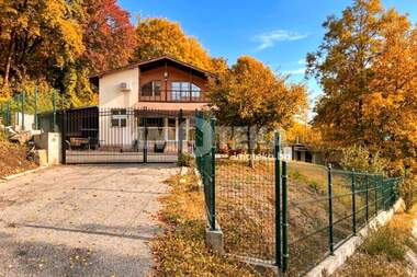 For sale - House in Malo Buchino,  Sofia