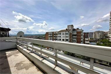 Satış - Apartman olarak Centar,  Veliko Tarnovo