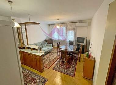 For rent - Apartment in Kolhozen pazar,  Varna