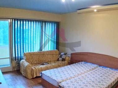 Miete - Wohnung in Mladost 1,  Warna