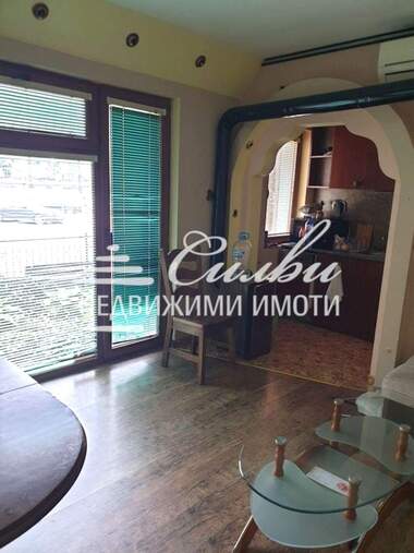 For sale - Floor of a house in Center,  Shumen