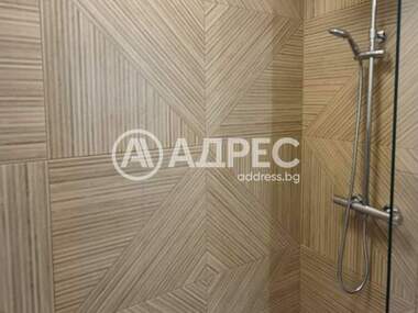 Închiriere - Apartament în Center,  Sofia