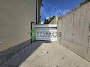Verkauf - Garage in Tri tschutschura-sewer,  Stara Zagora