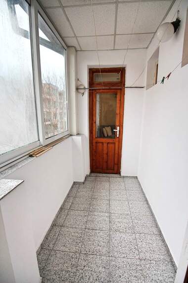 Închiriere - Apartament în Lazur,  Burgas