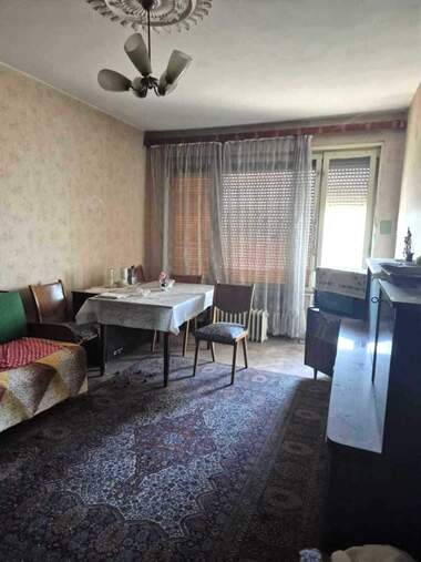 Продажба - Апартамент в Здравец,  Русе