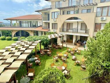 Satış - Apartman olarak Koşarica,  Burgas