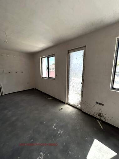 Verkauf - Wohnung in Sewliewo,  Gabrowo