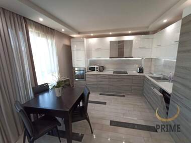 Închiriere - Apartament în Țentăr,  Burgas