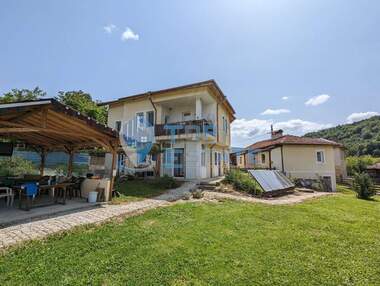 Vânzare - Casă în Voîneja,  Veliko Tărnovo