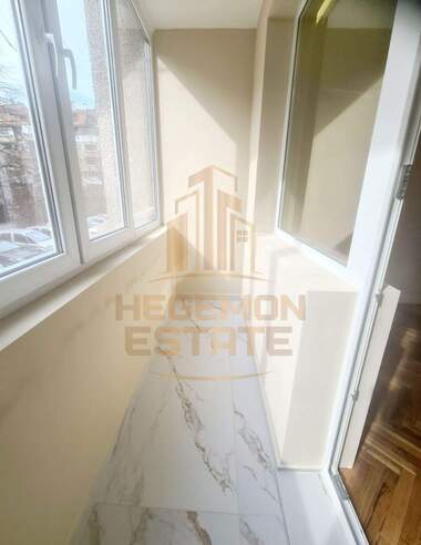 Vânzare - Apartament în Konfuto,  Varna