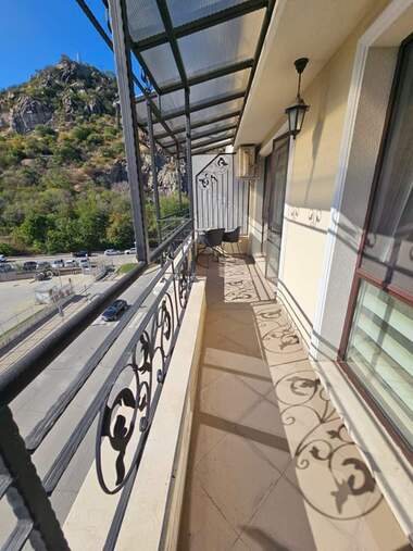 Închiriere - Apartament în Mladejki hălm,  Plovdiv