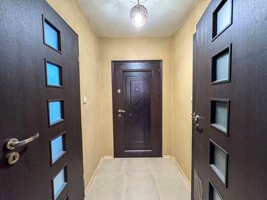 Închiriere - Apartament în Izgrev,  Burgas